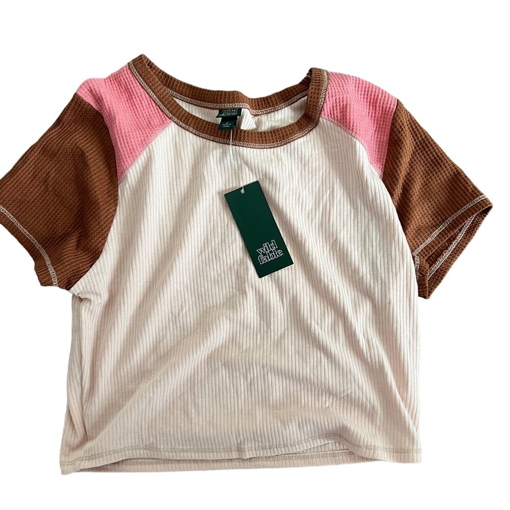 Wild Fable Women's Colorblock Short Sleeve T-Shirt - Size Medium - NWT